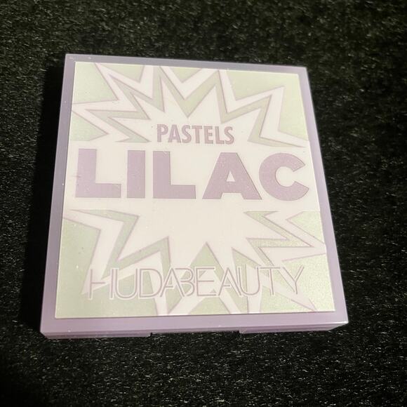 Huda beauty lilac pastels Eyeshadow Palette - Picture 2 of 3